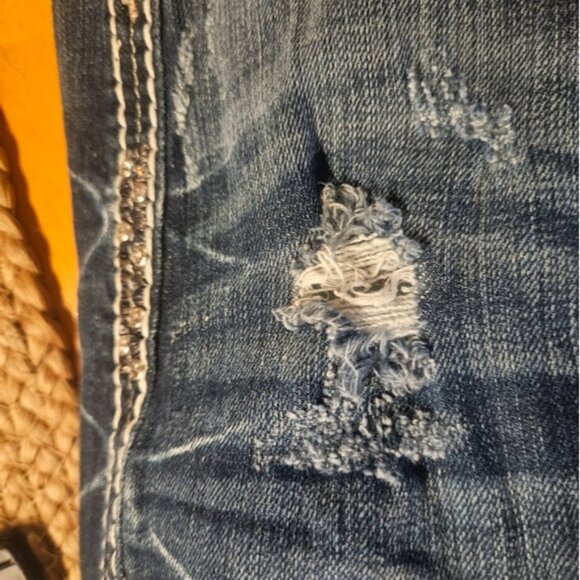 ROCK RIVIAL Blue Distressed Skinny Jeans. Super Cute - Picture 8 of 12